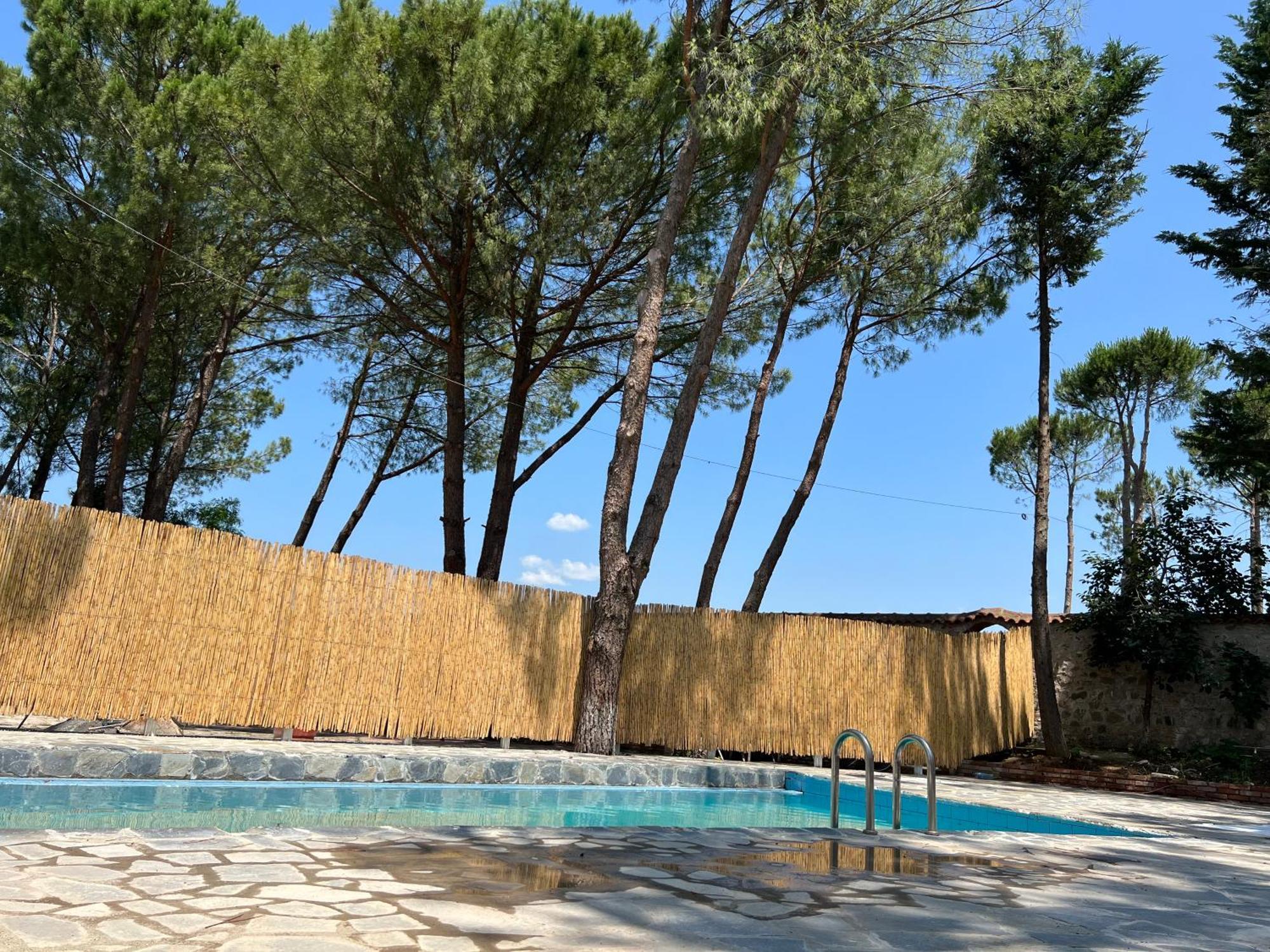 Kriva Resort Elbasan Luaran gambar