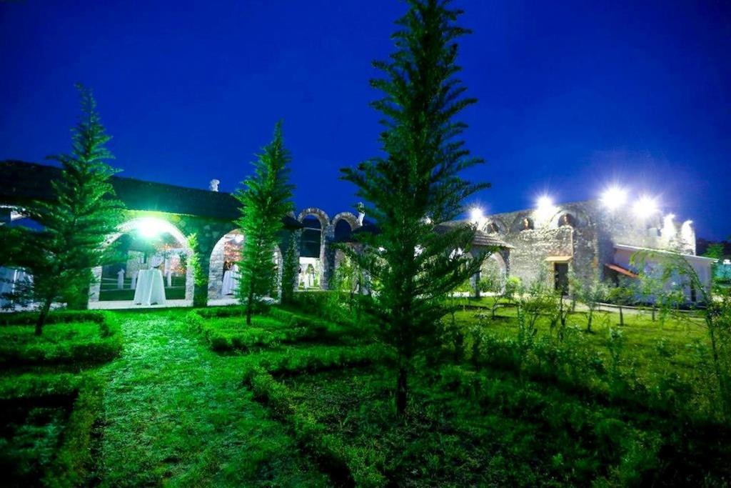 Kriva Resort Elbasan Luaran gambar