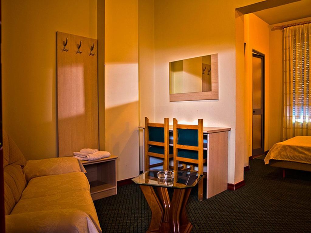 Kriva Resort Elbasan Luaran gambar