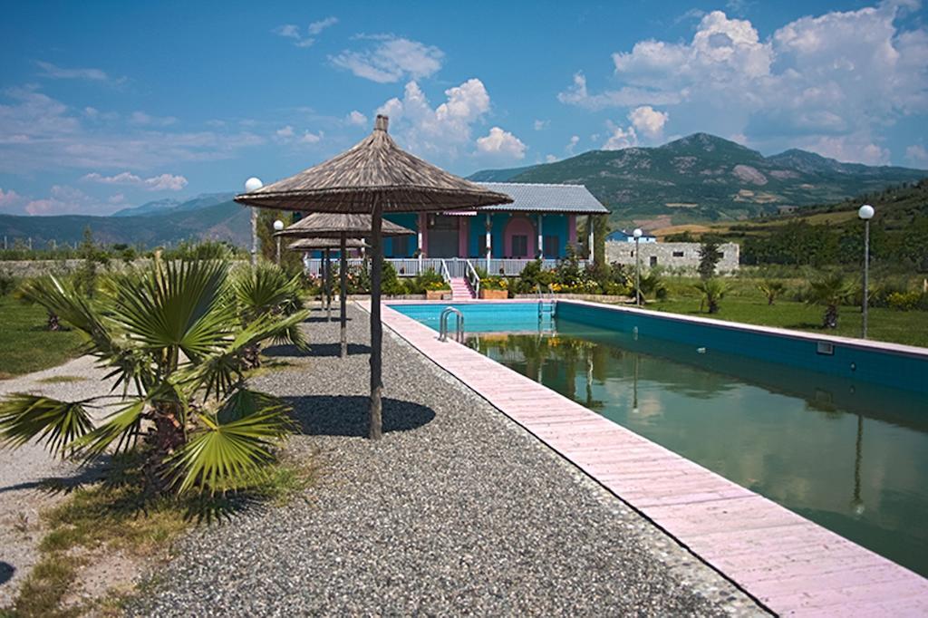 Kriva Resort Elbasan Luaran gambar